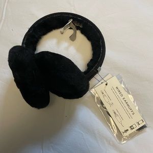 Ugg earmuffs with ear phones